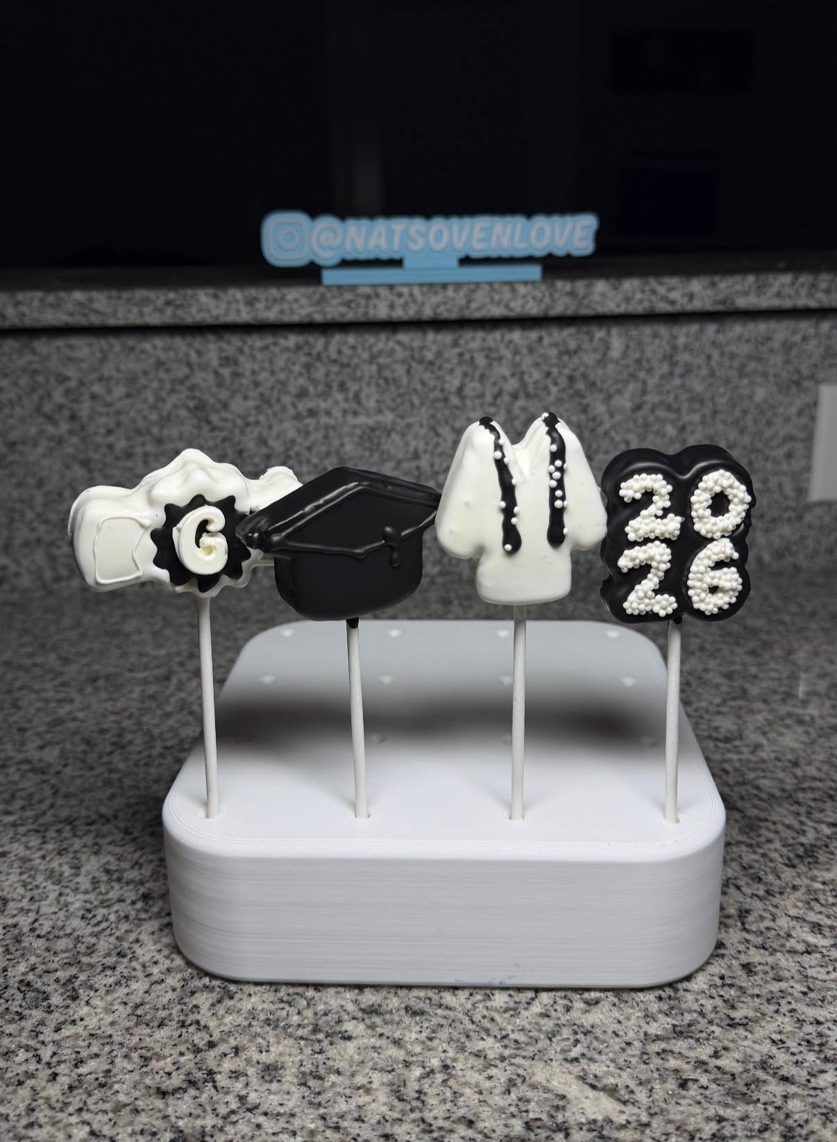 NatsOvenLove cake pops