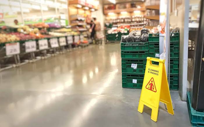 Retail and storefront cleaning