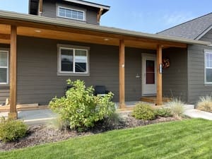 {{ custom_values.service_2 }} in {{custom_values.area_2})