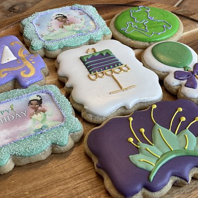 Handmade celebration cookies in Forest Hill Maryland by Aunt Jenny Jenn’s Kitchen custom cookie bakery in Harford County