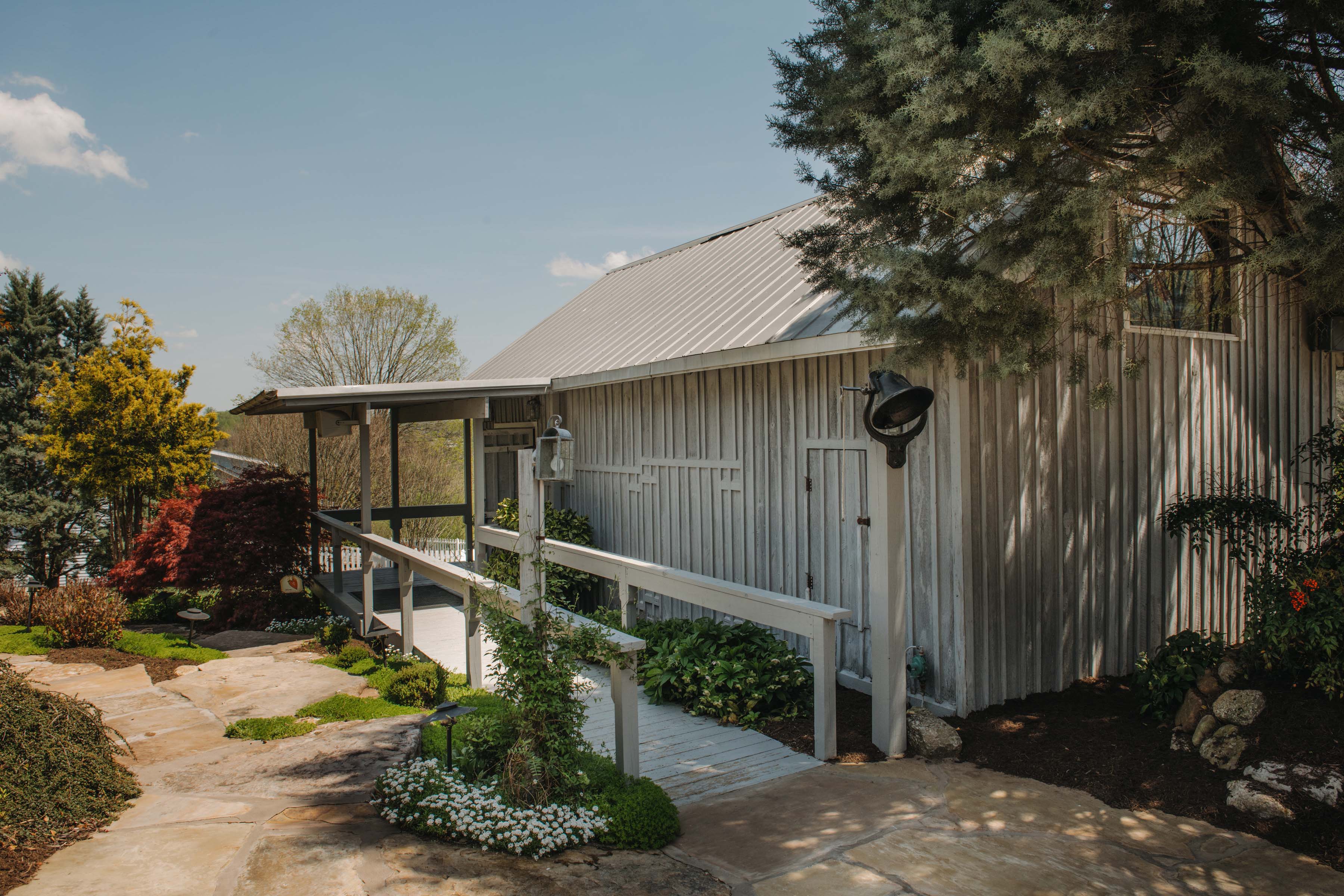 Country Jewell wedding chapel