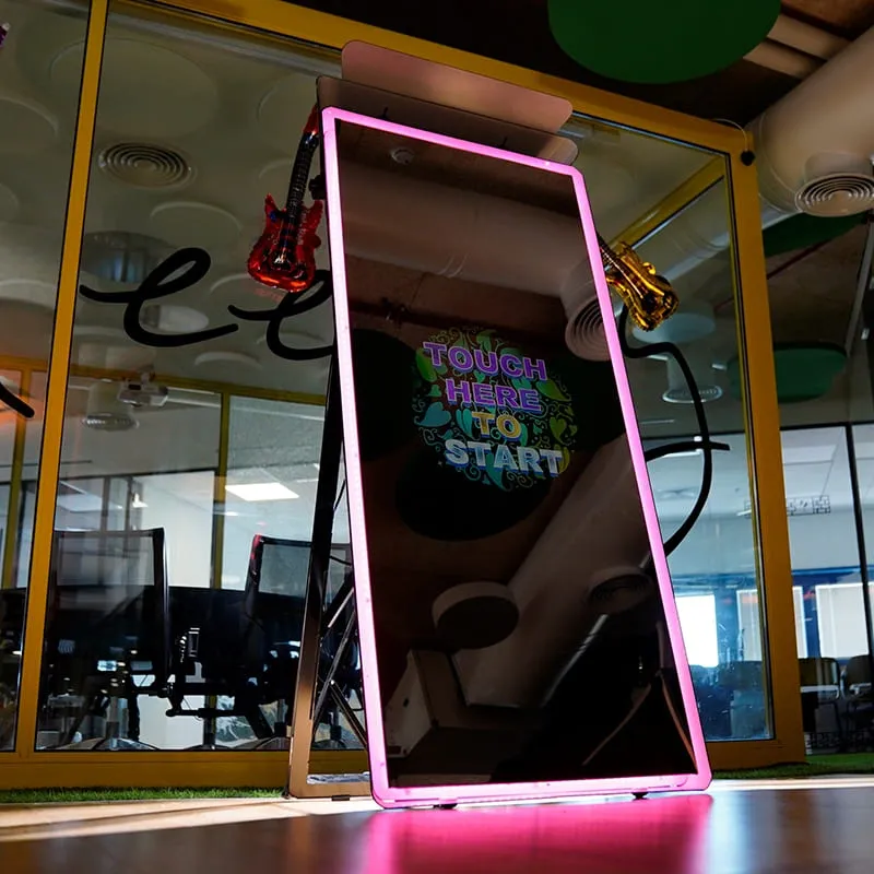 Magic Mirror Booth 