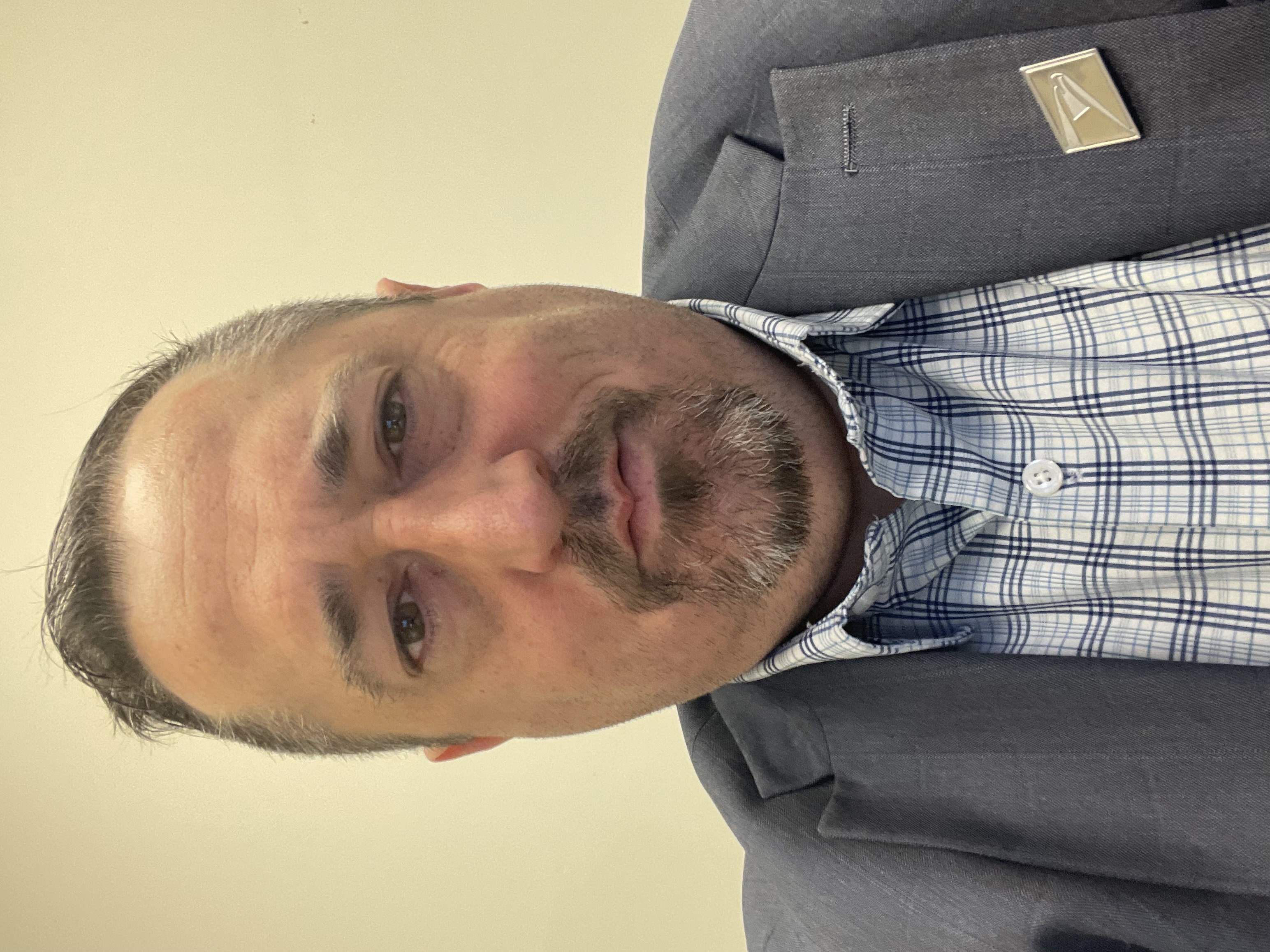 Why Most DIY Epoxy Garage Floors Fail in Rochester Winters – And What Actually Lasts