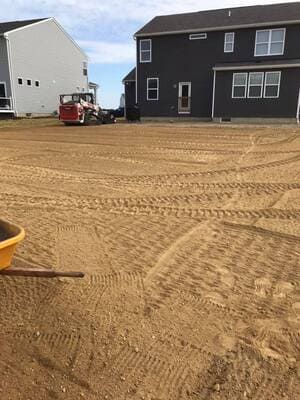 {{ custom_values.service_4 }} in {{custom_values.area_5})