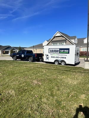 {{ custom_values.service_4 }} in {{custom_values.area_3})