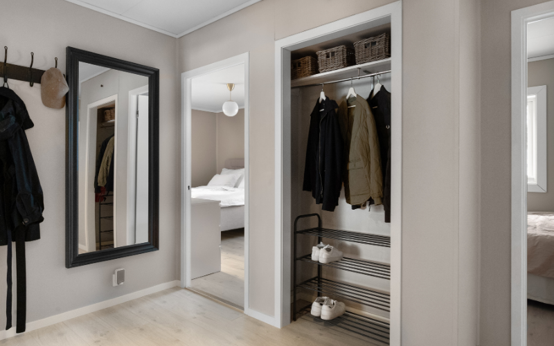 Custom Closets & Wardrobes