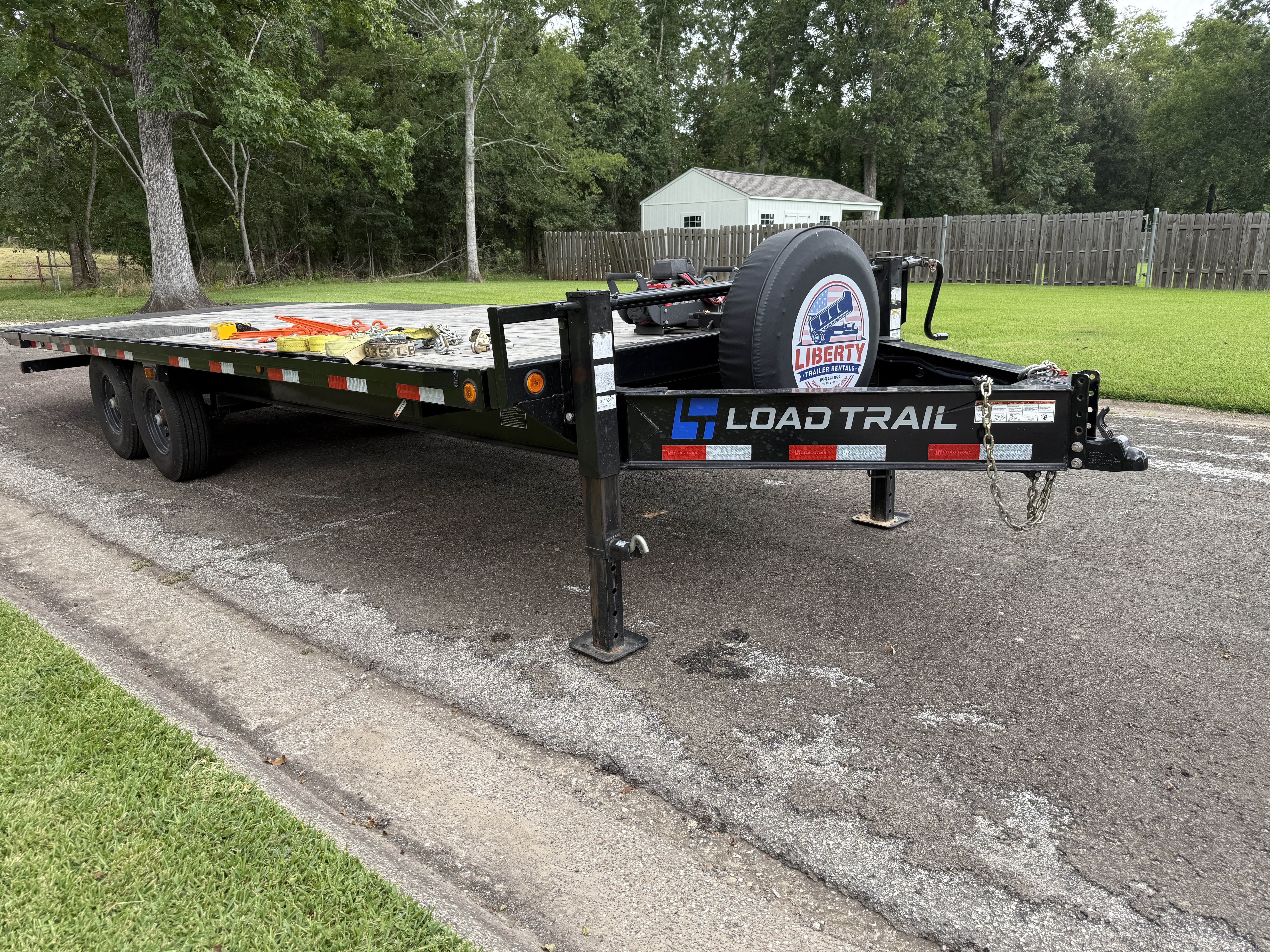 Flat Deck Hydraulic Tilt rental in Liberty, TX