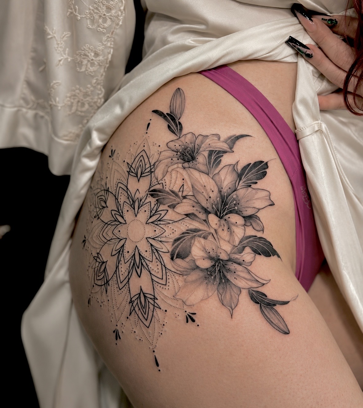 Fineline Tattoo