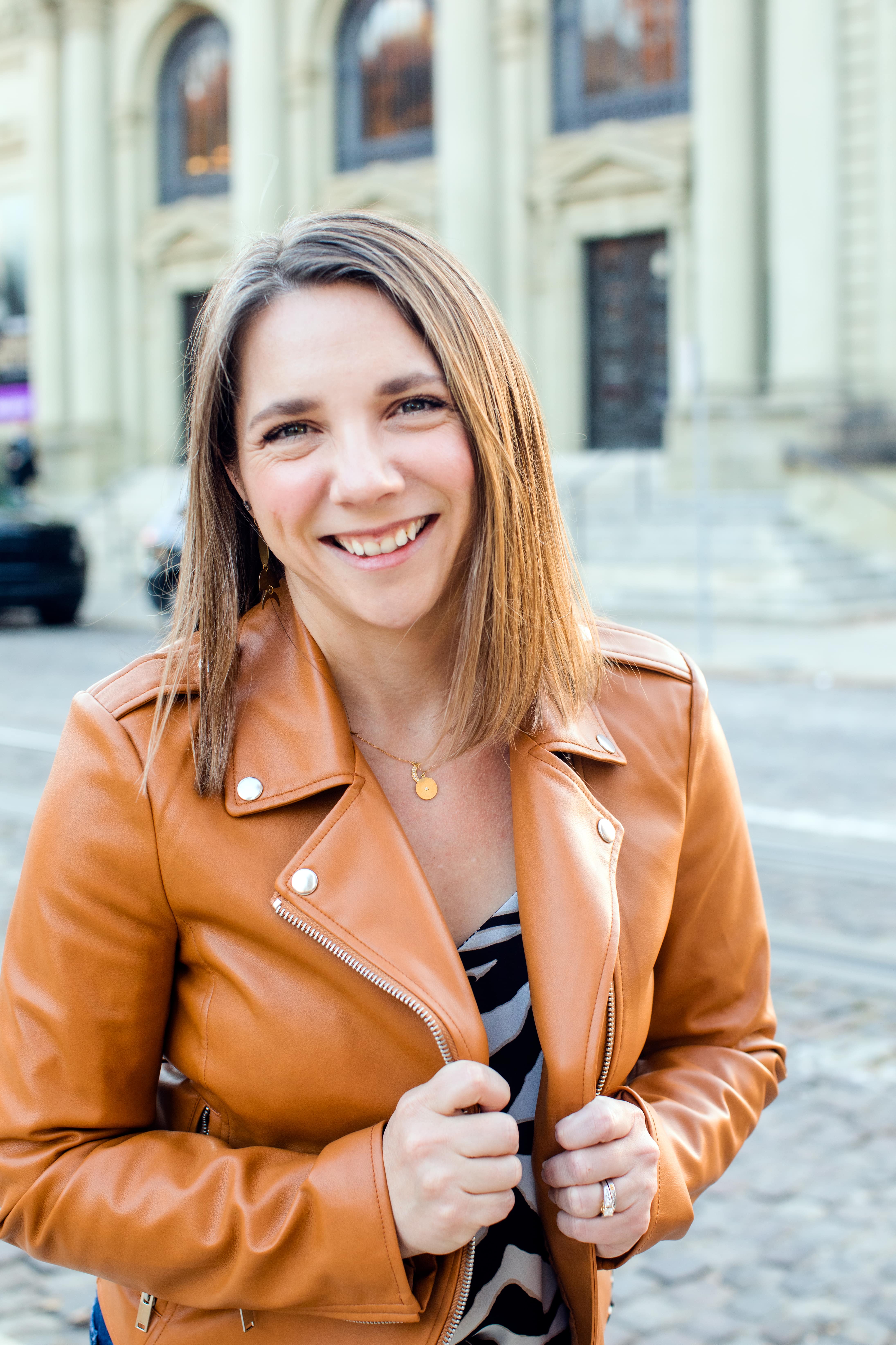 Free Gift Get Your Time Back Expansive CEO With Hannah Chapman