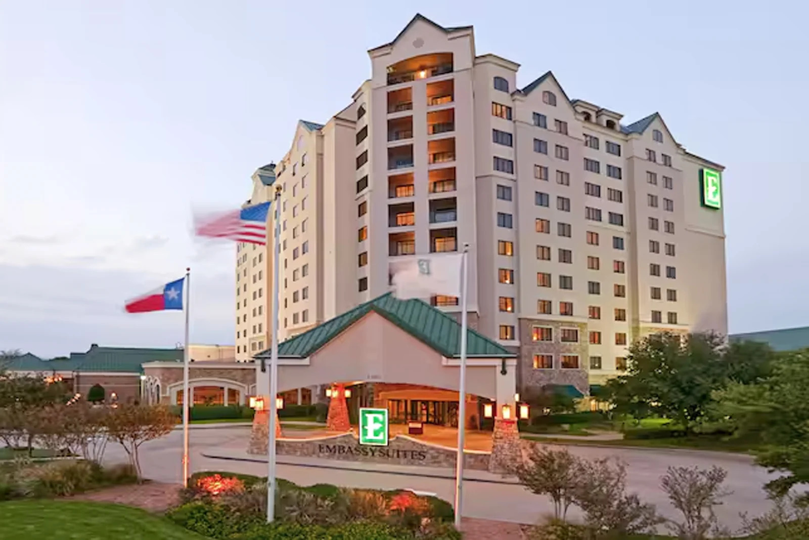 Embassy Suites by Hilton DFW Airport North, host hotel for Aviation Expo 2027 DFW