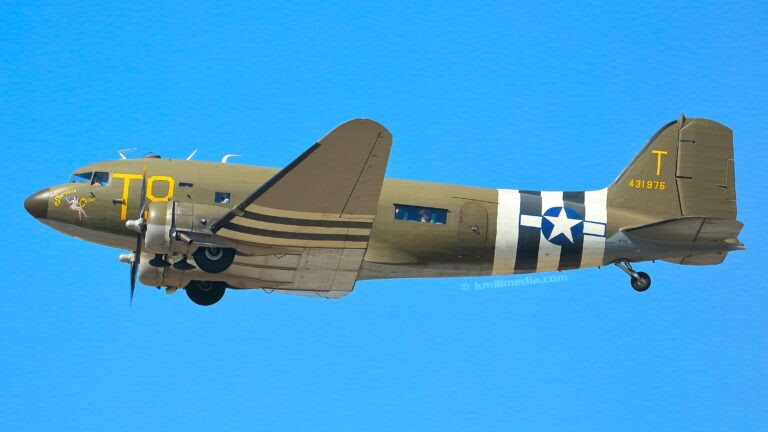 Douglas DC 3 at the Vintage Flying Museum