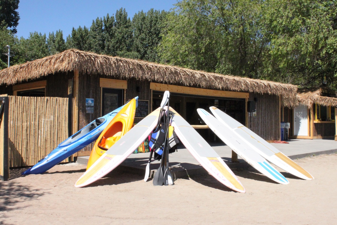 Barefoot Beach Resort