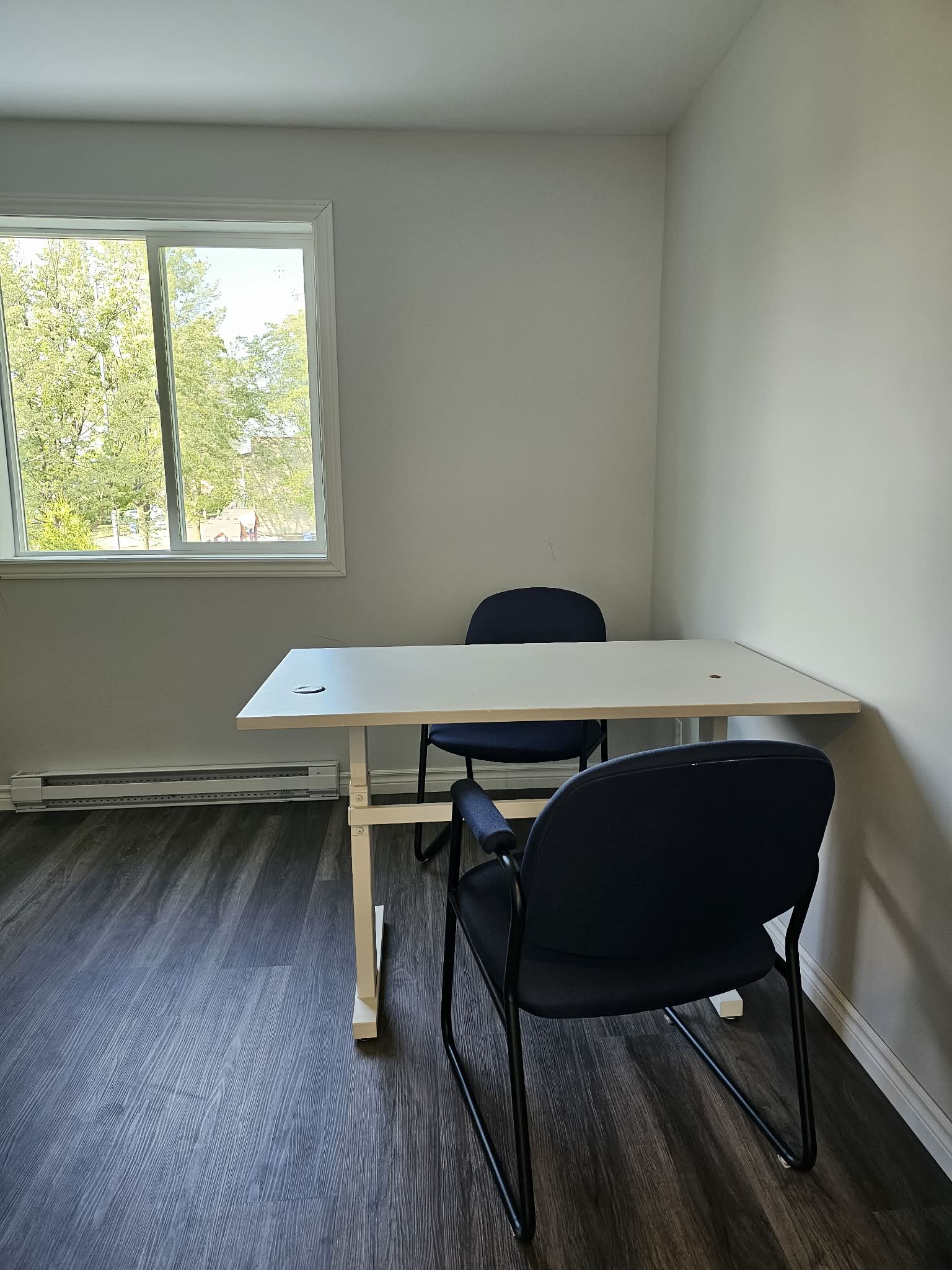 Détails du bureau Colibri.