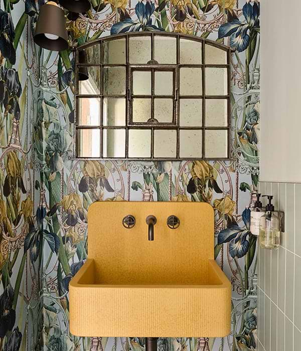 Luxury en suite bathroom with bespoke finishes