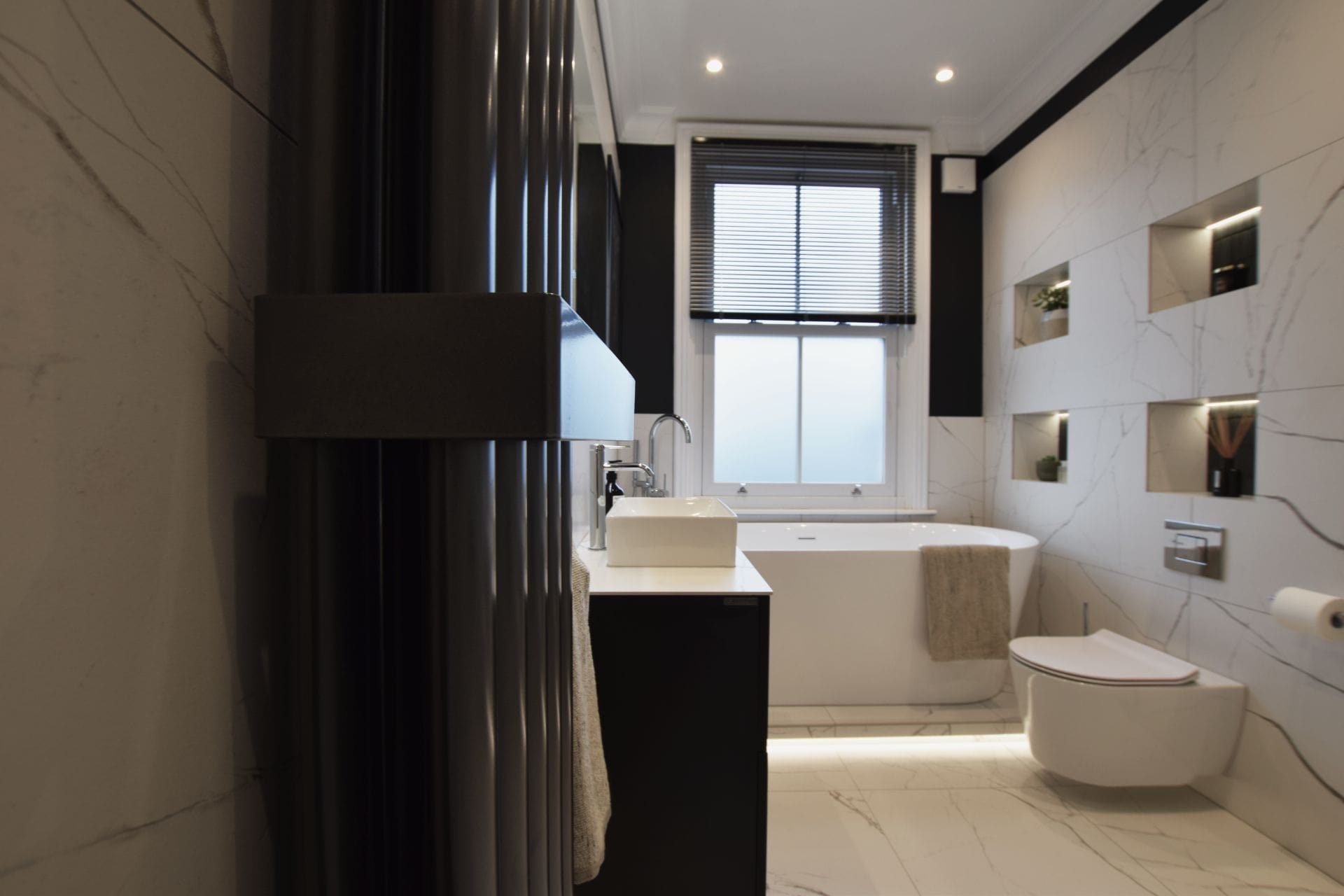 Contemporary bathroom retreat in Widcombe Bath
