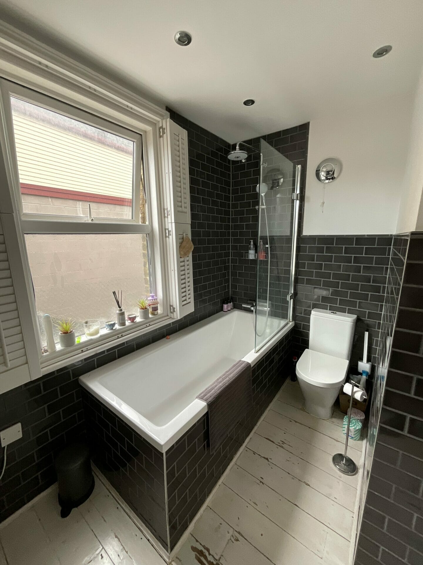 Contemporary bathroom by Foxwood Bathrooms