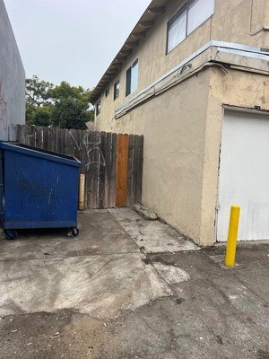 {{ custom_values.service_2 }} in {{custom_values.area_2})