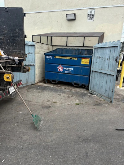 {{ custom_values.service_3 }} in {{custom_values.area_7})