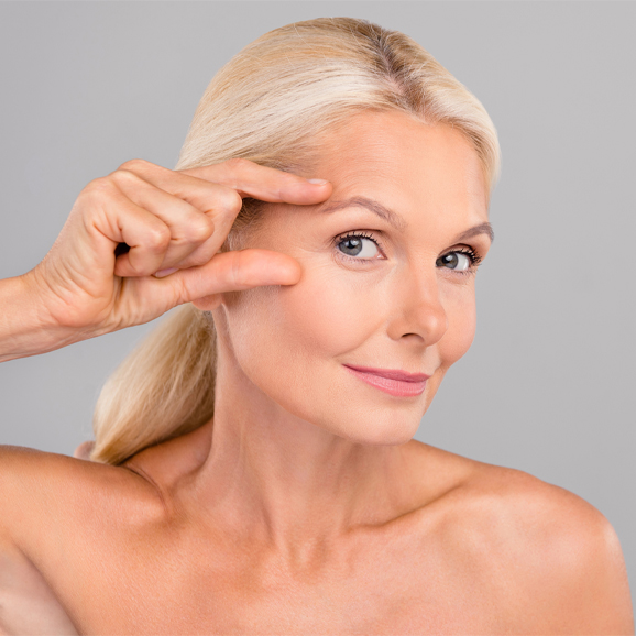 Anti-aging skin treatment at White Pearl Medical Spa