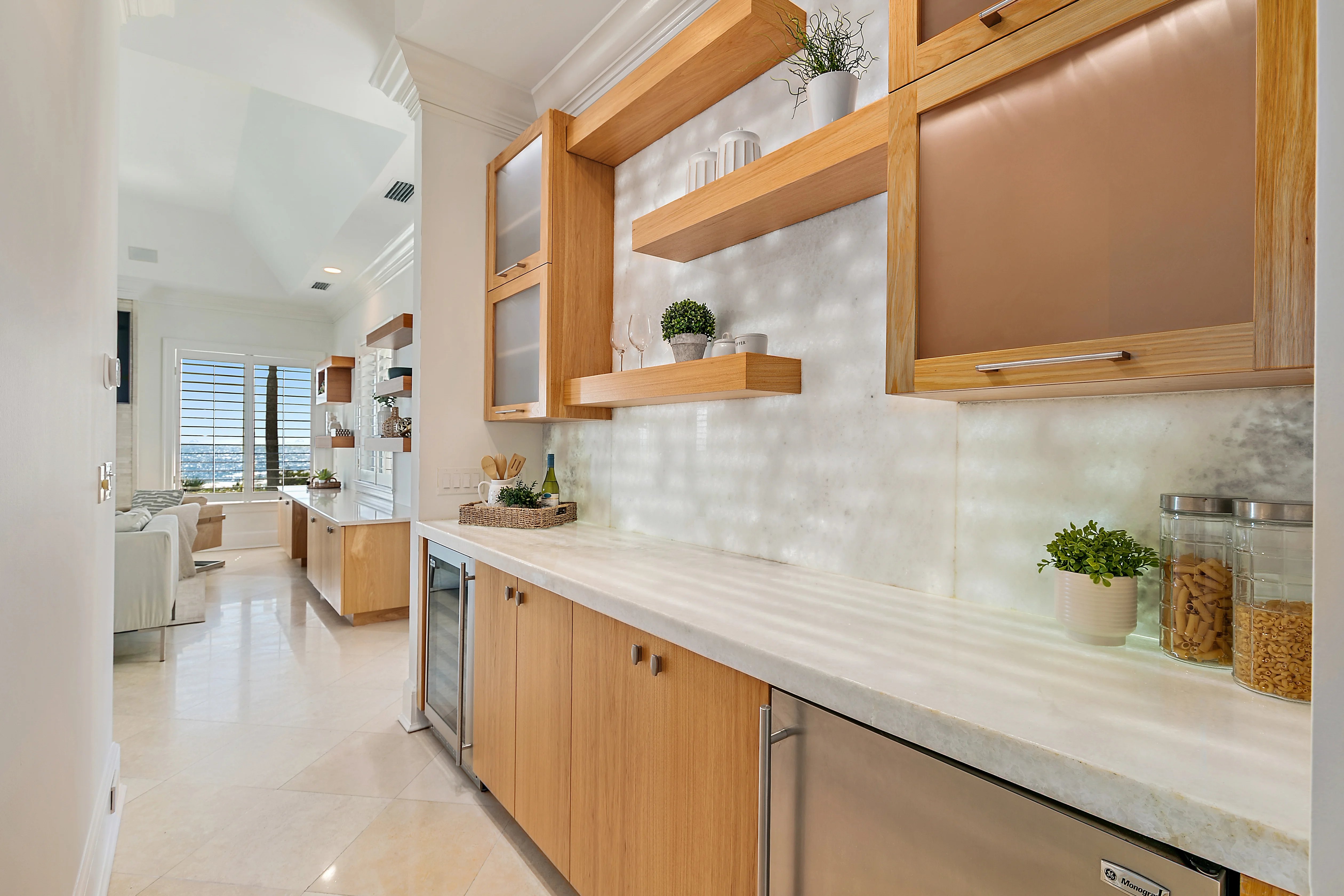 Staged butler pantry in a Ponte Vedra Beach home