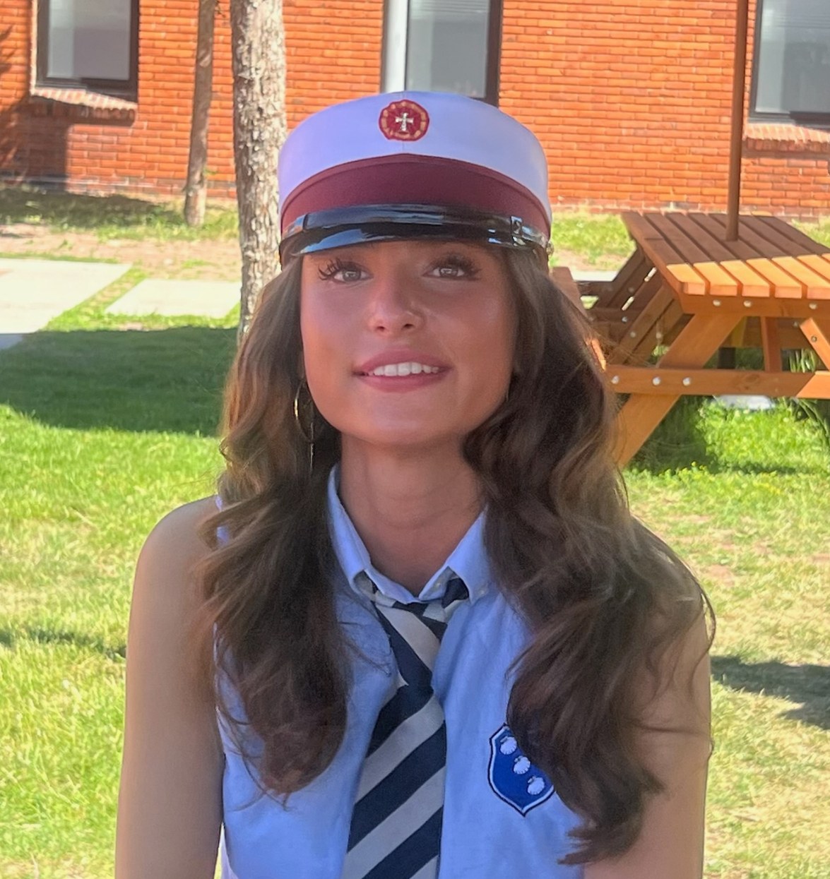 Carmen, en casquette d'étudiante danoise