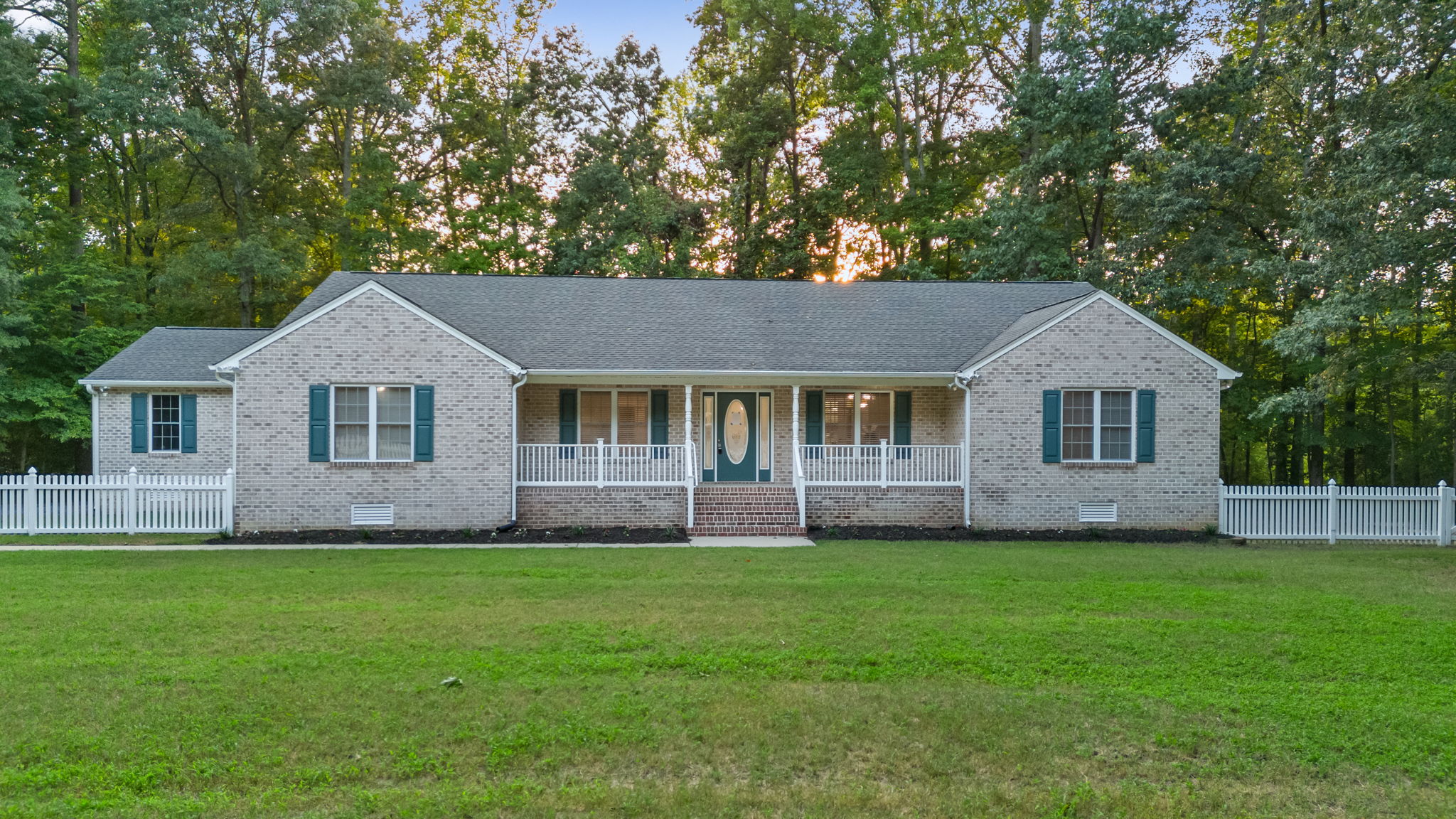 Virginia listing photo 9