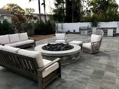 {{ custom_values.service_4 }} in {{custom_values.area_3})