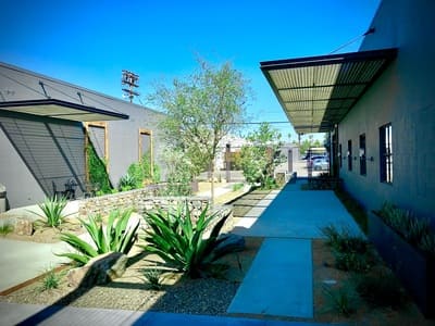 {{ custom_values.service_2 }} in {{custom_values.area_3})