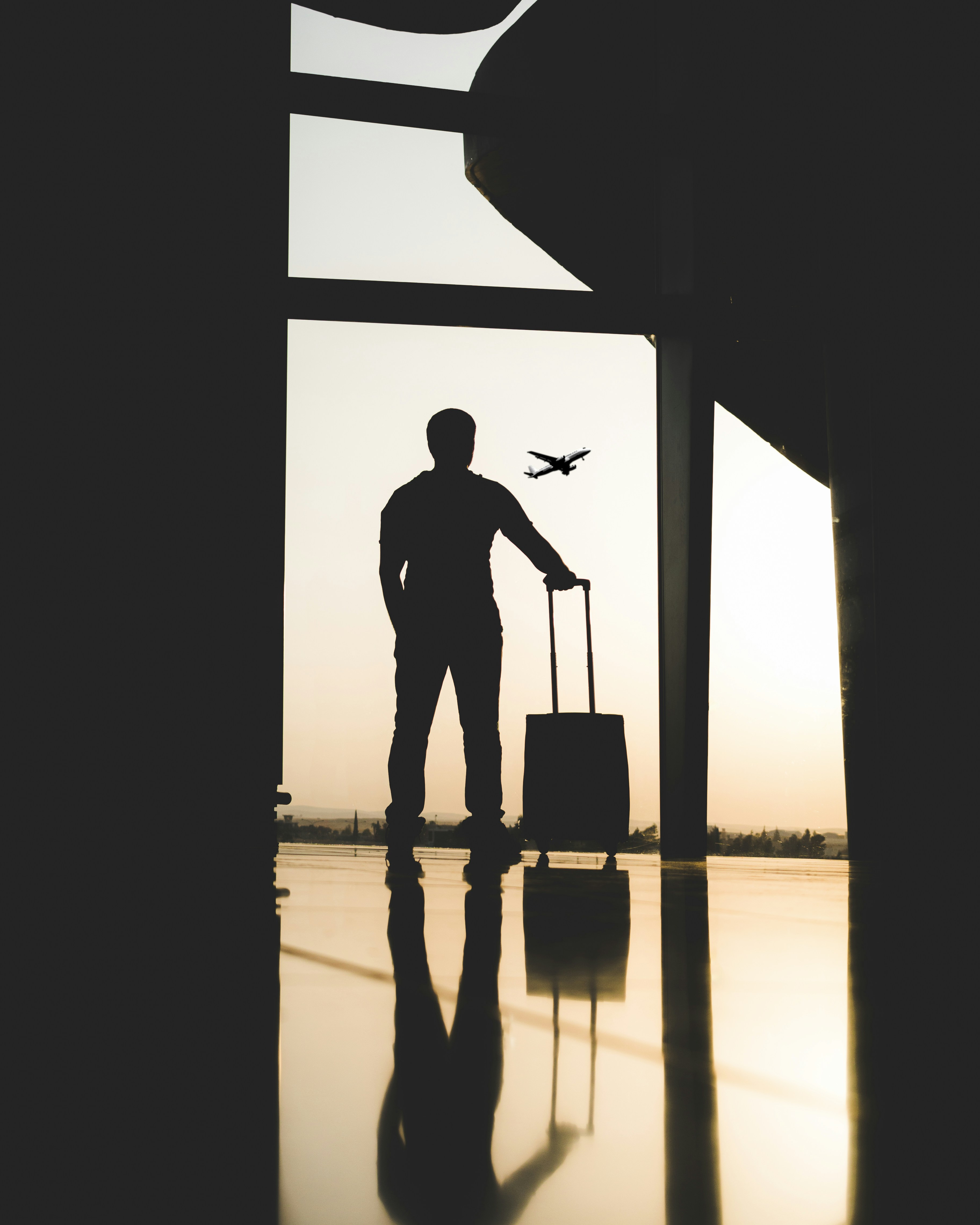 what is a fee-based travel advisor