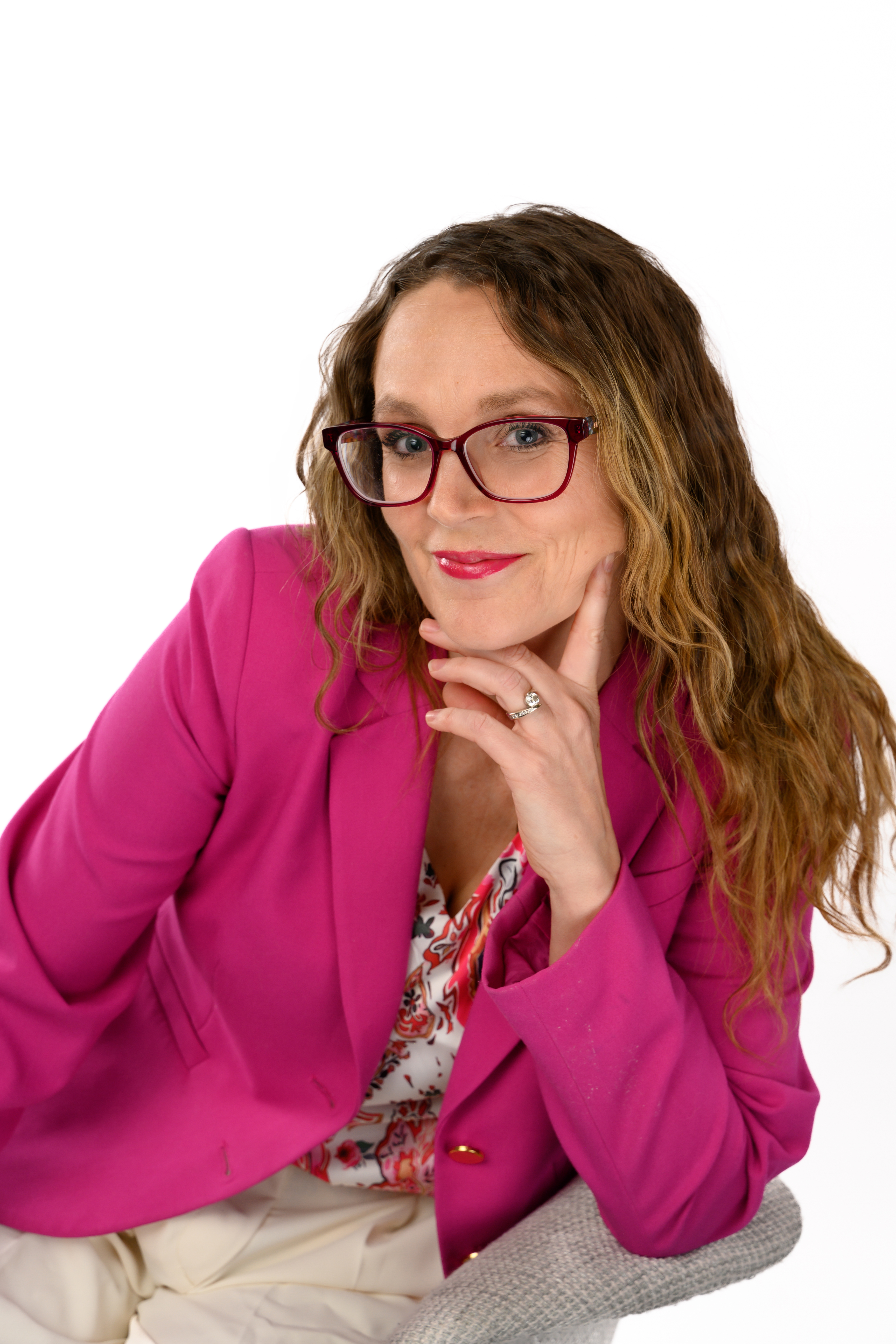 Jeana Nunez - Host