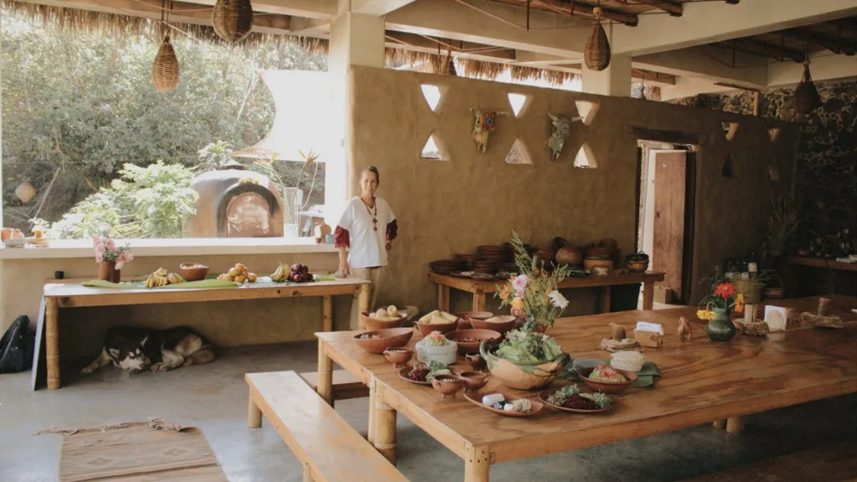 The communal kitchen and dining hall where Vādma practitioners share three fresh meals a day during the Mexico training