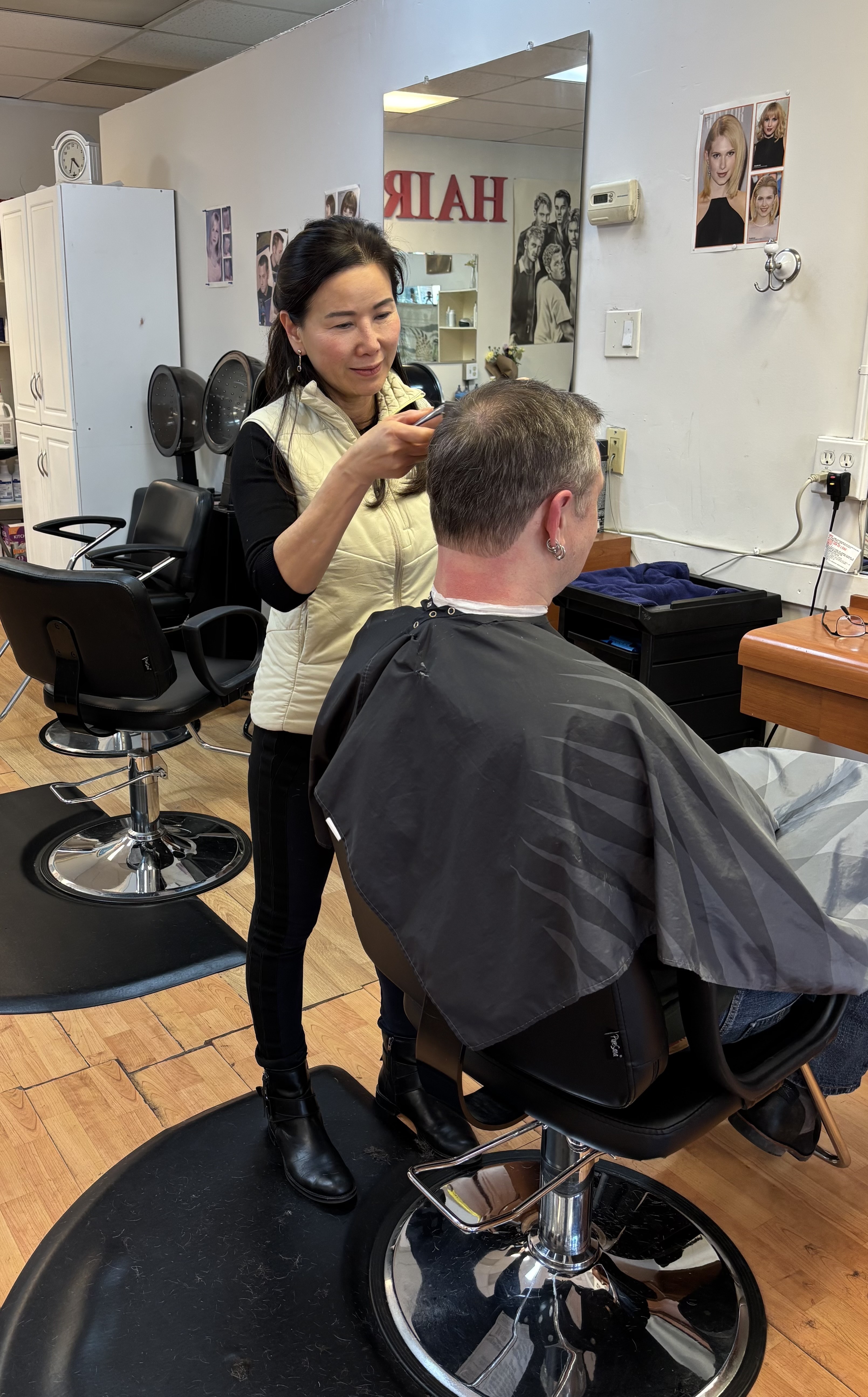 Hair restoration consultation at Hair 2000
