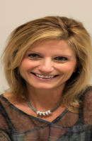 Portrait of Tracy Schlinger