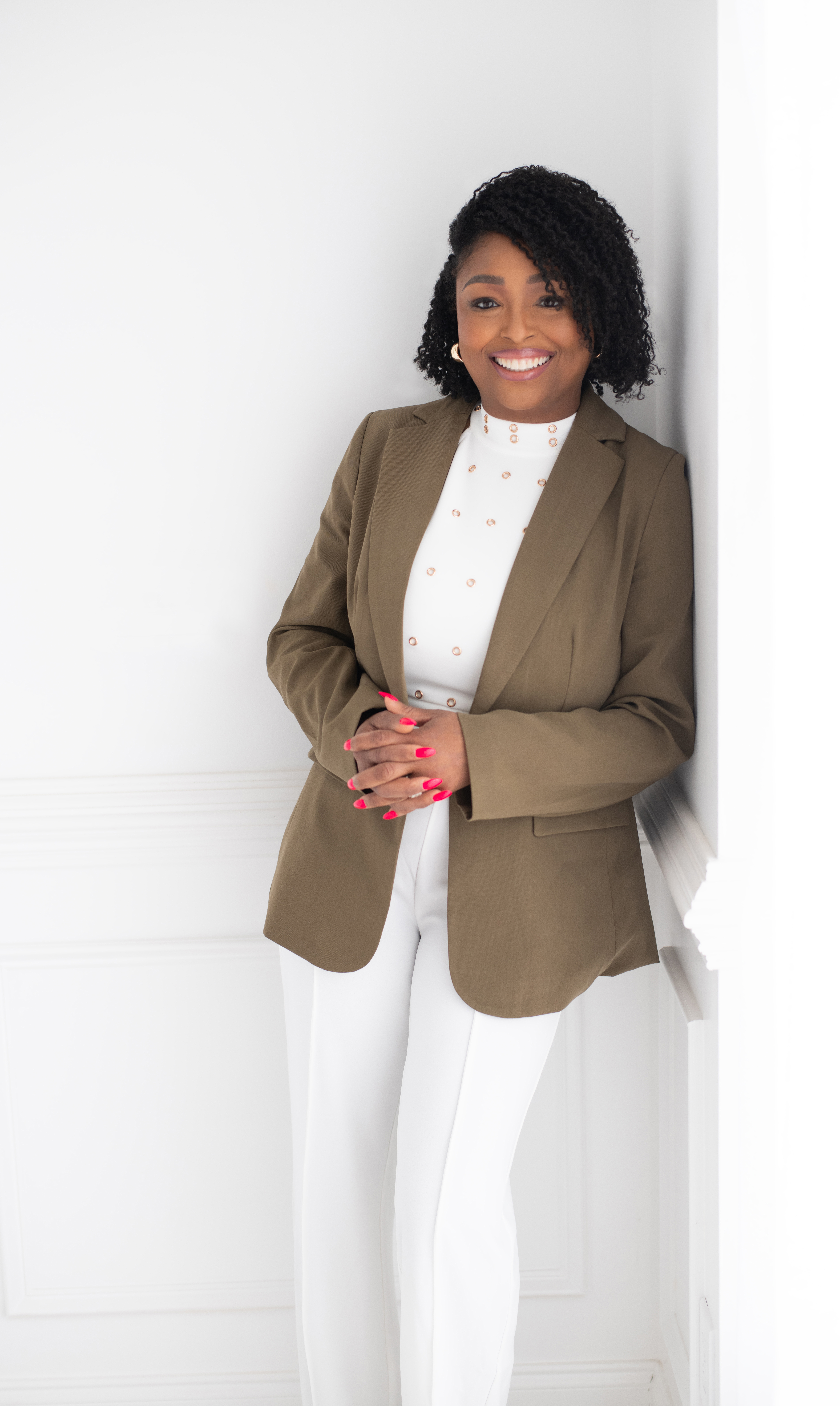 Coach Willena McGee, RN, NEMT startup coach for healthcare professionals starting self-pay healthcare transportation companies