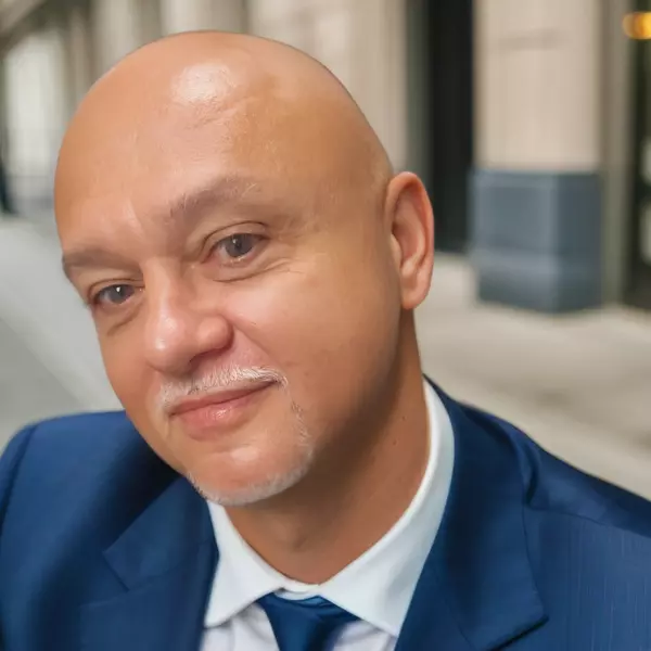 Patrick DeFeo is a top-producing Florida real estate agent with over 3,000 homes sold and nearly $1B in sales, serving Tampa, Sarasota, and the Gulf Coast with expert strategies for buyers, sellers, and investors.