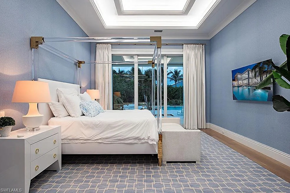 188 West ST Naples, FL Primary Bed
