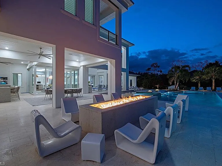 188 West ST Naples, FL _