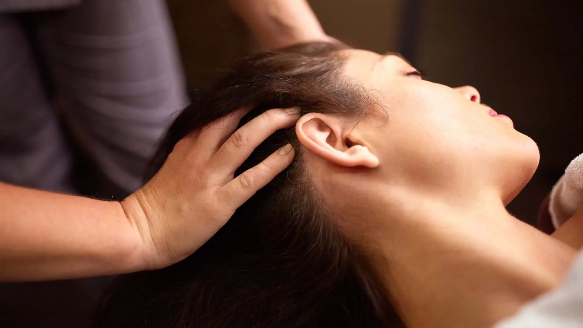 Scalp massage treatment