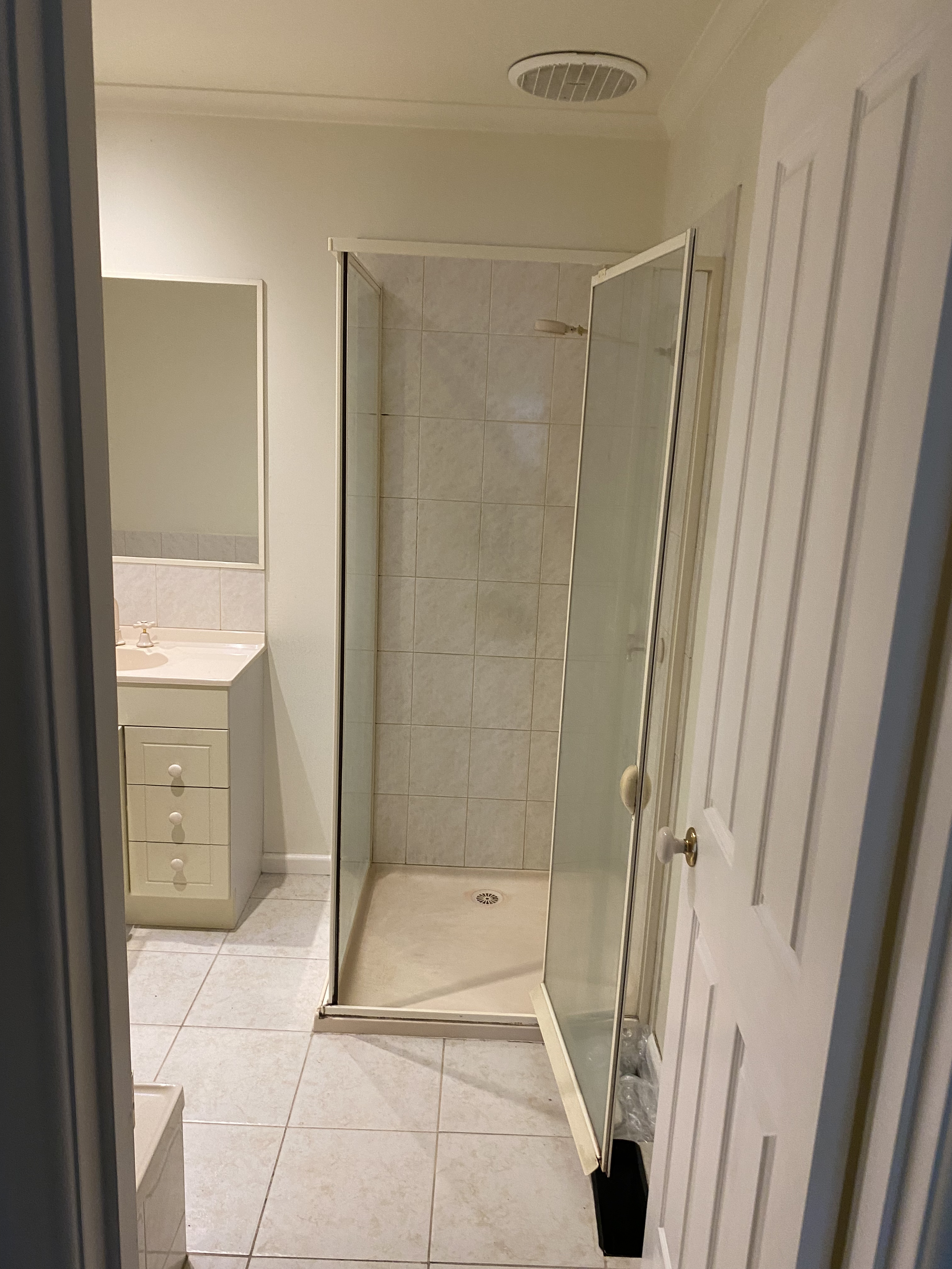 Terrazzo Walk-In Shower Ensuite photo 6