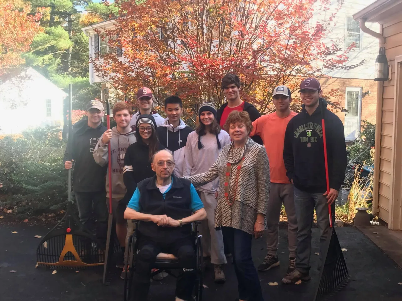 HomeWork 4 Heroes student volunteers on a real project — Central Virginia