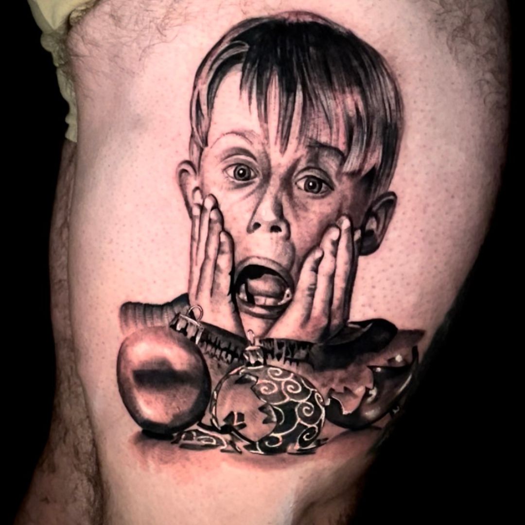 Realism tattoo by 5 Venoms Custom Tattoo
