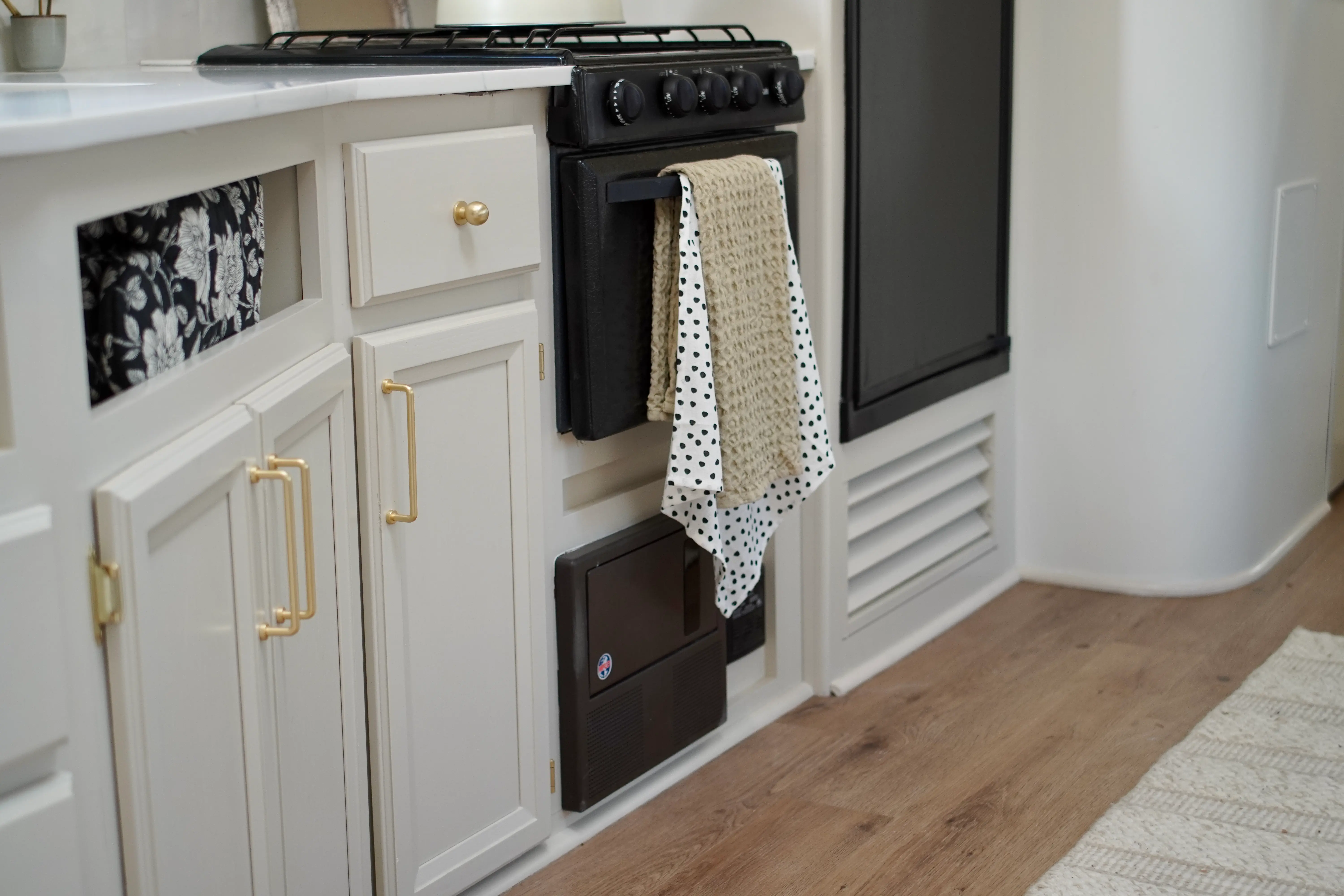 Cabinet painting Durham