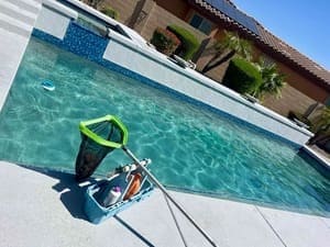 {{ custom_values.service_1 }} in {{custom_values.area_3})