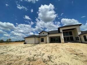 {{ custom_values.service_1 }} in {{custom_values.area_4})