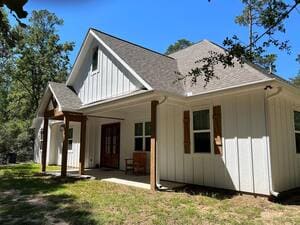 {{ custom_values.service_1 }} in {{custom_values.area_2})