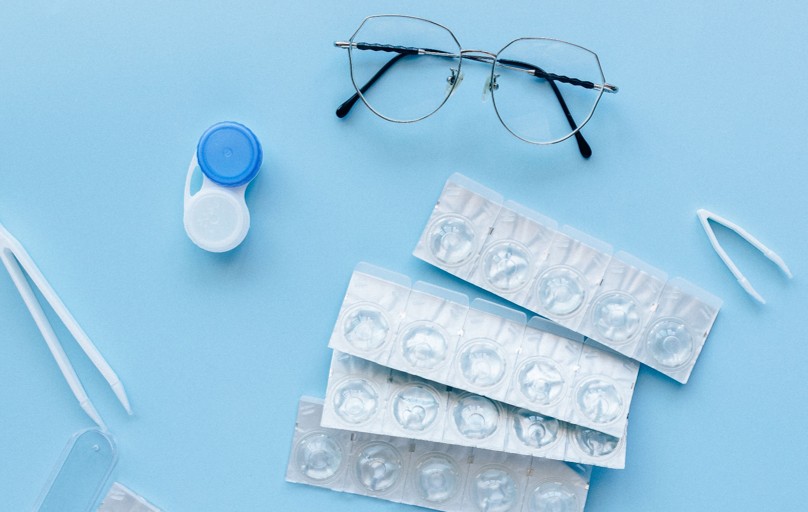 Glasses and contact lens supplies, an option for correcting astigmatism Glasses and contact lens supplies, an option for correcting astigmatism