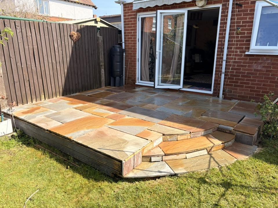 Natural stone patio in Gloucester after black spot and algae removal by Glevum Hydro