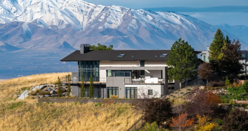 Grande Villa Realty LLC
