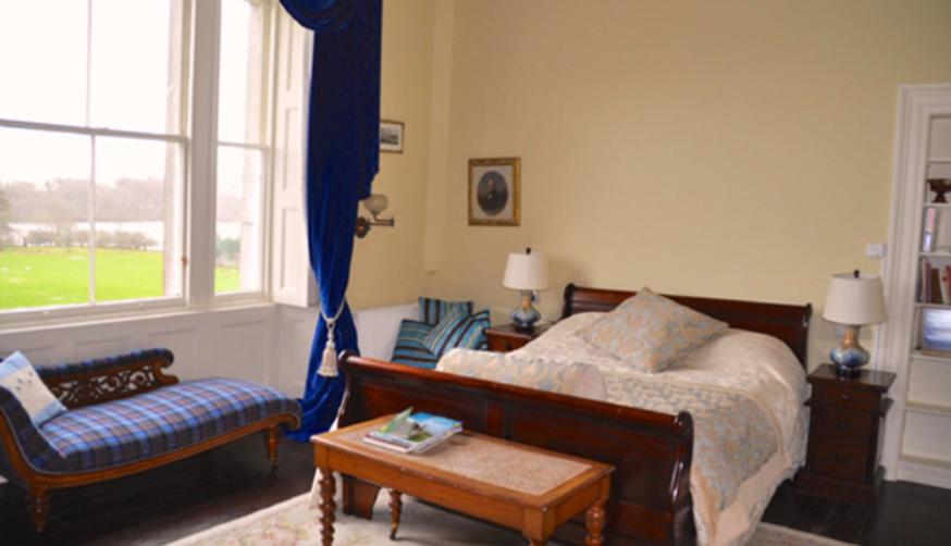 Blue Room, Temple House