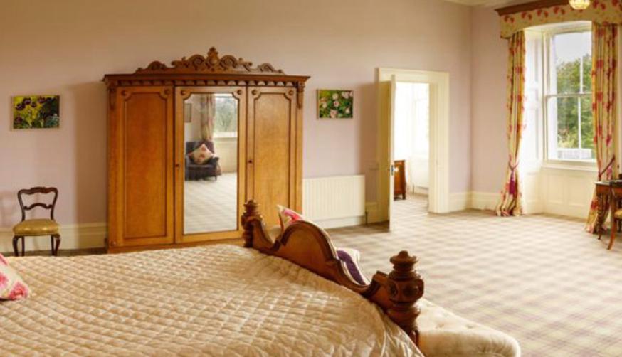 Half Acre Room, Temple House
